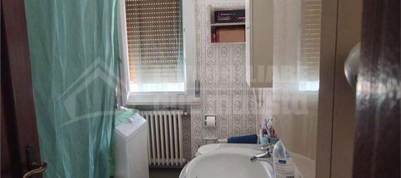 4 bedrooms Apartment in Reggio Emilia, Italy No. 347347 11
