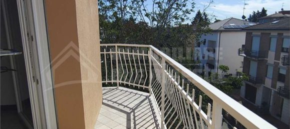 4 bedrooms Apartment in Reggio Emilia, Italy No. 347347 5