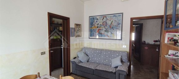 4 bedrooms Apartment in Reggio Emilia, Italy No. 347347 2