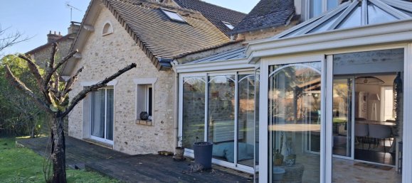 4 bedrooms House in Dourdan, France No. 140573 2