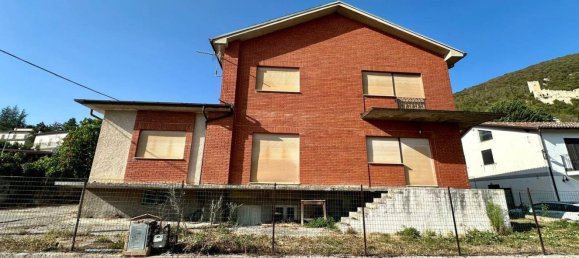 6 rooms Villa in San Pio delle Camere, Italy No. 79915 14