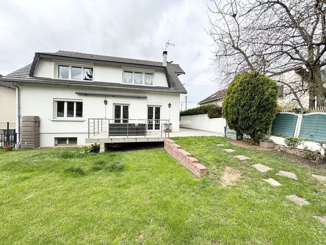 5 bedrooms House in Savigny-sur-Orge, France No. 189212