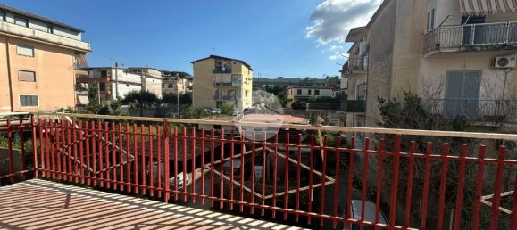 4 bedrooms Apartment in Naples, Italy No. 257851 6