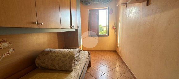 4 bedrooms Apartment in Naples, Italy No. 257851 19