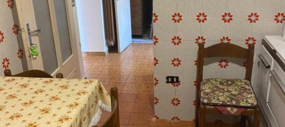 7 rooms Apartment in Massa, Italy No. 114715 4