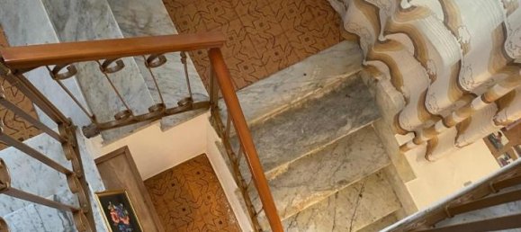 7 rooms Apartment in Massa, Italy No. 114715 12