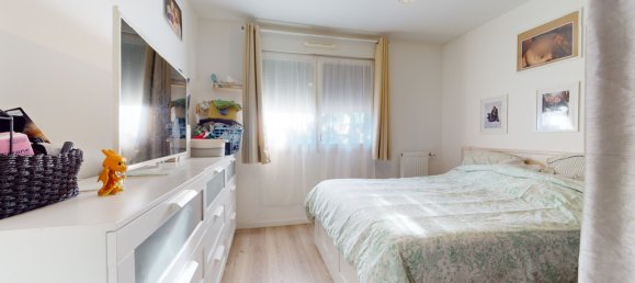 2 Schlafzimmer Wohnung in Cormeilles-en-Parisis, France, Nr. 169641 13