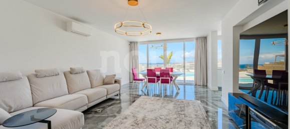 5 bedrooms Villa in Adeje, Spain No. 16207 25