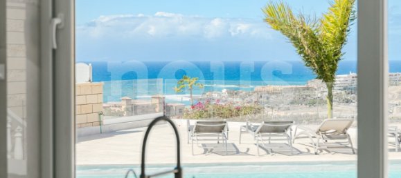 5 bedrooms Villa in Adeje, Spain No. 16207 29