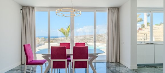 5 bedrooms Villa in Adeje, Spain No. 16207 27