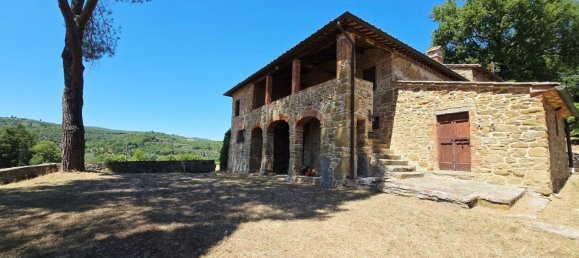 4 bedrooms House in Civitella in Val di Chiana, Italy No. 276796 2