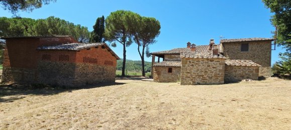 4 bedrooms House in Civitella in Val di Chiana, Italy No. 276796 5