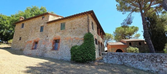 4 bedrooms House in Civitella in Val di Chiana, Italy No. 276796 4