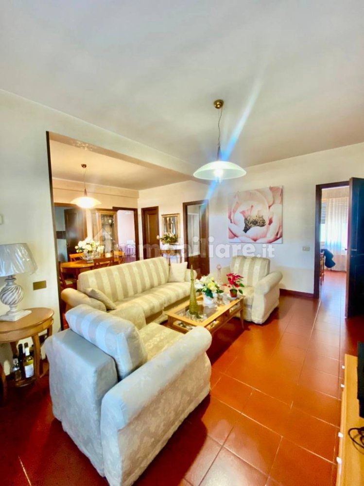 3 Schlafzimmer Villa in Rome, Italy, Nr. 296422