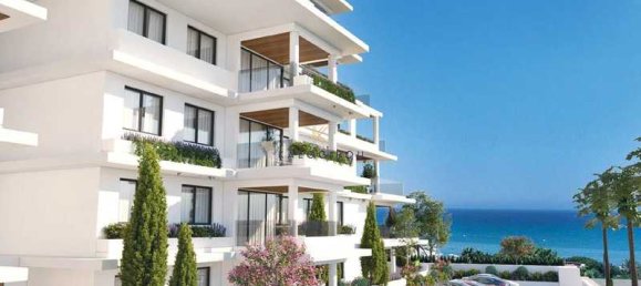 3 bedrooms Apartment in Larnaca, Cyprus No. 18687 5