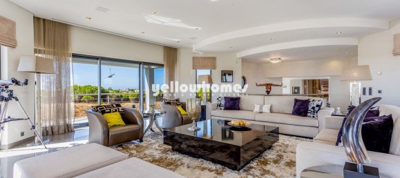 Вилла с 5 спальнями в Вила Нова де Касела, Португалия № 130788 2