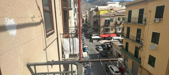 3 rooms Apartment in Palermo, Italy No. 71918 14