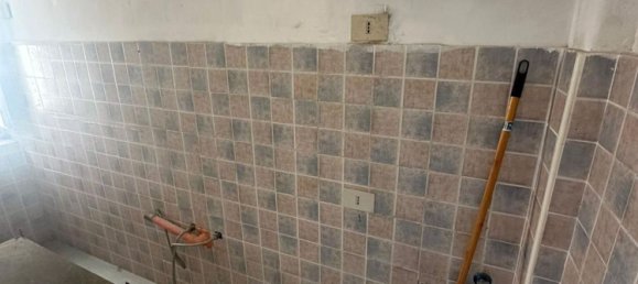 3 rooms Apartment in Palermo, Italy No. 71918 6