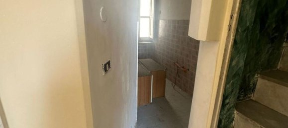 3 rooms Apartment in Palermo, Italy No. 71918 20