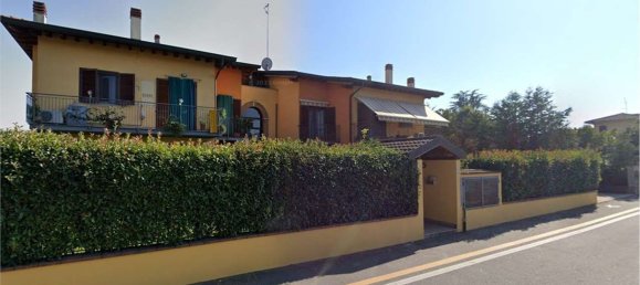 Apartamento de 3 habitaciónes en Motta Visconti, Italy No. 15742 10