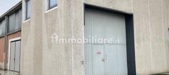 3 rooms Warehouse in Piacenza, Italy No. 226177 3