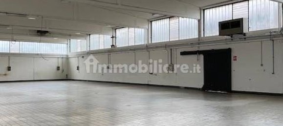 3 rooms Warehouse in Piacenza, Italy No. 226177 2