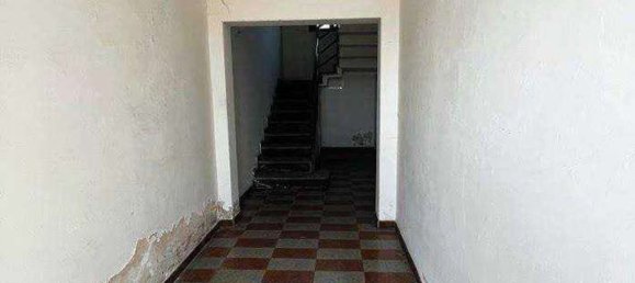 3-salle Appartement à Barasso, Italy No. 12953 3