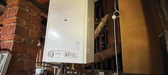 3-salle Appartement à Barasso, Italy No. 12953 2