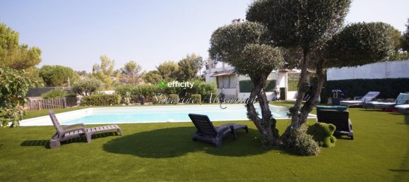 5 غرف نوم فيلا في Vidauban, France رقم 345104 2