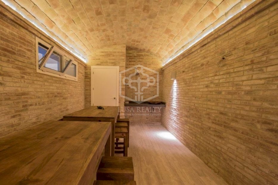 Вилла с 6 спальнями в Пладжа-де-Аро, Испания № 7384