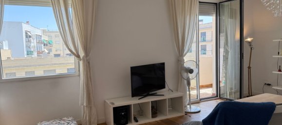 2 bedrooms Apartment in Madrid, Spain No. 188888 2