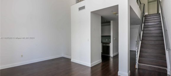 1 dormitorio propiedad comercial en venta en Miami, Miami-Dade, Florida, USA № 615902 5