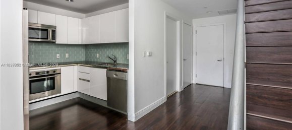 1 dormitorio propiedad comercial en venta en Miami, Miami-Dade, Florida, USA № 615902 3