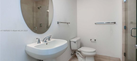 1 dormitorio propiedad comercial en venta en Miami, Miami-Dade, Florida, USA № 615902 16