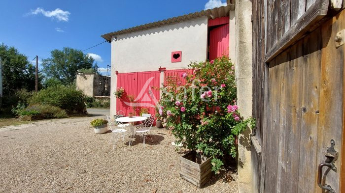 3 bedrooms Building in Artigues-pres-Bordeaux, France No. 293489