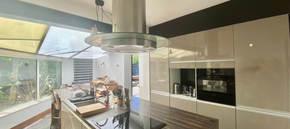 3 rooms House in Rochefort, France No. 297820 5