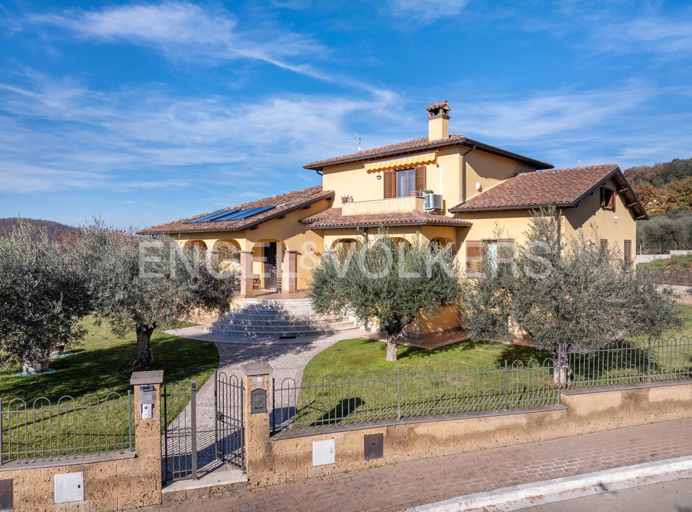 6 bedrooms Villa in Orvieto, Italy No. 142544