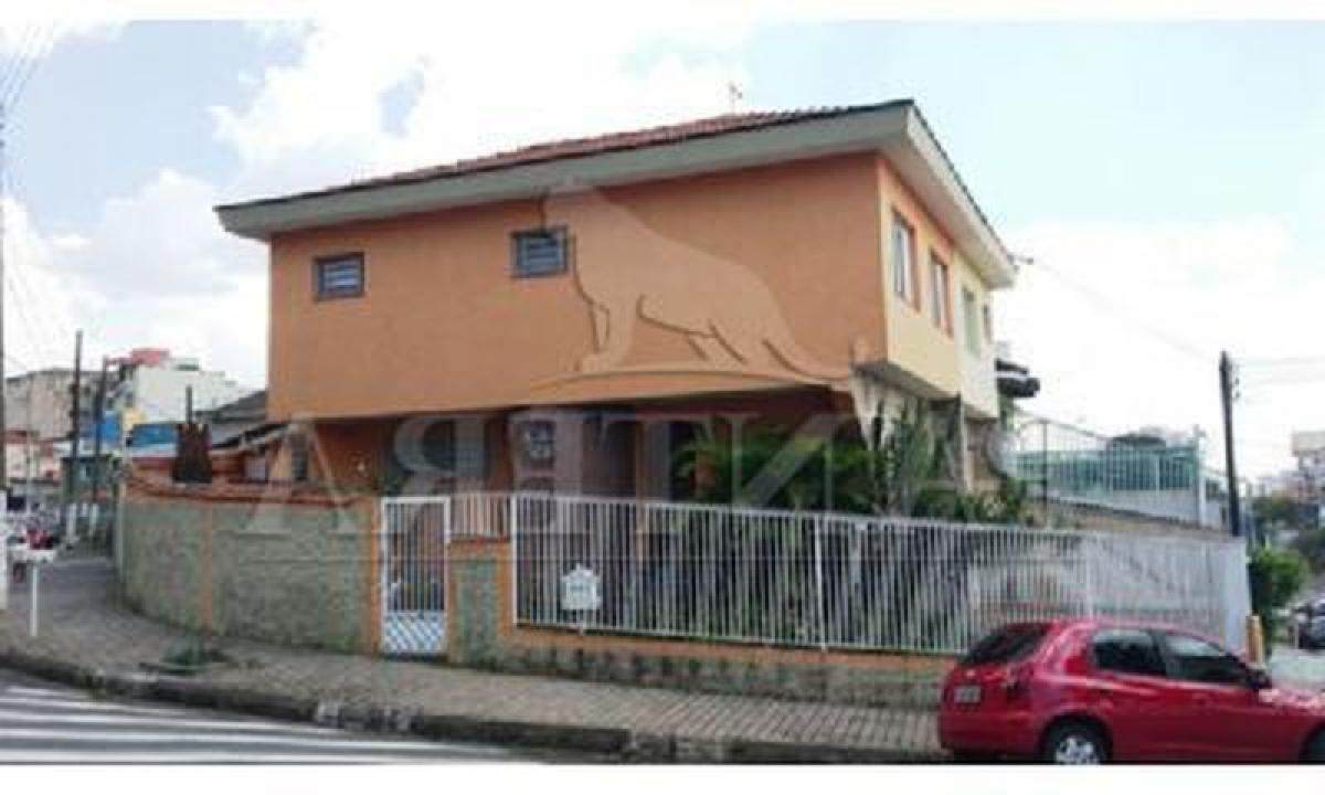 Casa de 3 dormitorios en Sao Paulo, Brazil No. 570621