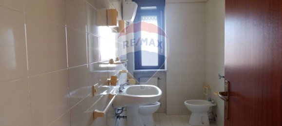 3 bedrooms Apartment in Caserta, Italy No. 301074 7