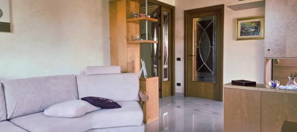 4 bedrooms Villa in Formello, Italy No. 291831 11