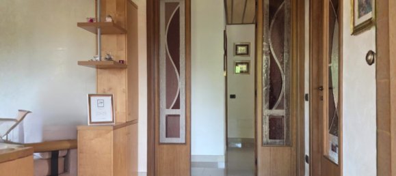 4 bedrooms Villa in Formello, Italy No. 291831 10