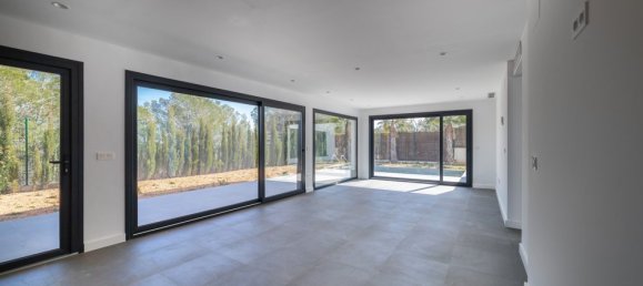 3 bedrooms Villa in Polop, Spain No. 9051 8