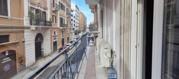 4 rooms Apartment in Bari, Italy No. 21501 10