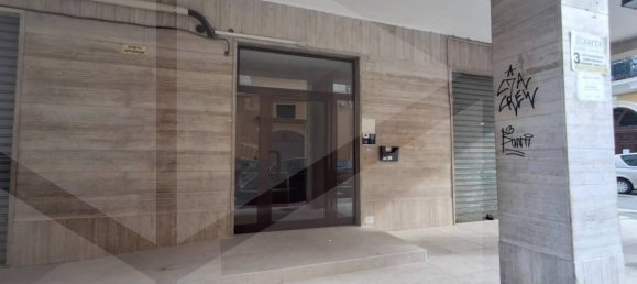 4 rooms Apartment in Bari, Italy No. 21501 25