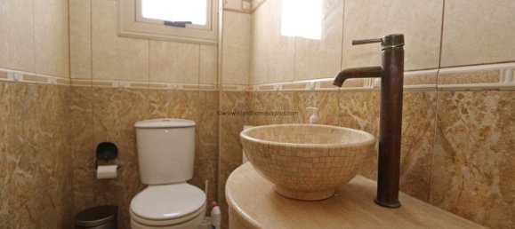 6 bedrooms House in Paralimni, Cyprus No. 23894 15