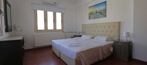 6 bedrooms House in Paralimni, Cyprus No. 23894 24