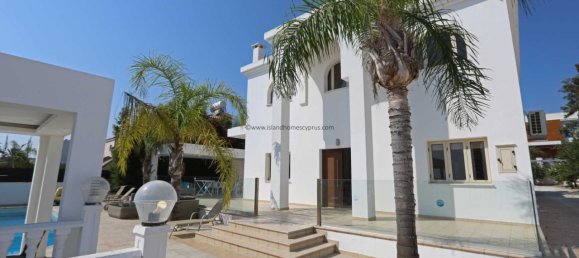 6 bedrooms House in Paralimni, Cyprus No. 23894 17
