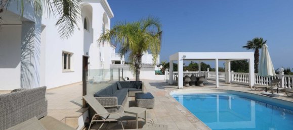 6 bedrooms House in Paralimni, Cyprus No. 23894 13