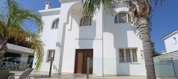 6 bedrooms House in Paralimni, Cyprus No. 23894 6