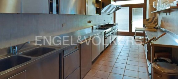 7 bedrooms Villa in Conegliano, Italy No. 132056 10